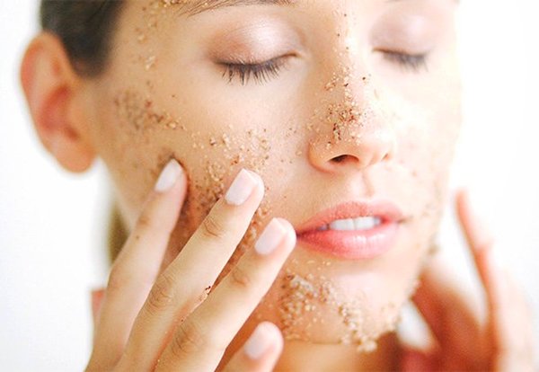 Khoe hình ảnh thường nhật chỉ để mặt mộc, Hoa hậu Lương Thùy Linh xinh hết phần thiên hạ - 12