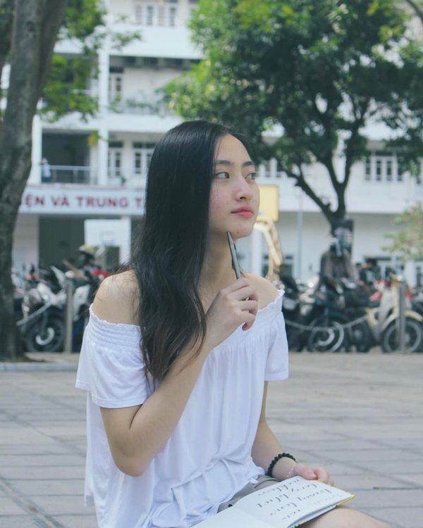 Khoe hình ảnh thường nhật chỉ để mặt mộc, Hoa hậu Lương Thùy Linh xinh hết phần thiên hạ - 8