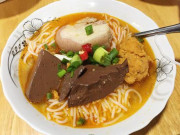 Ngon-bổ-rẻ - Quán bún bò, vả trộn đặc trưng ở đất Huế nhất định phải thử