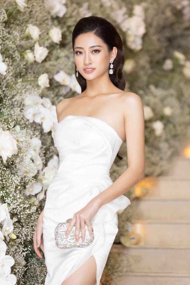 Trang điểm phủ sương sành điệu, ai ngờ Thùy Linh lại bị đèn flash hại đến bóng nhẫy gương mặt - 3