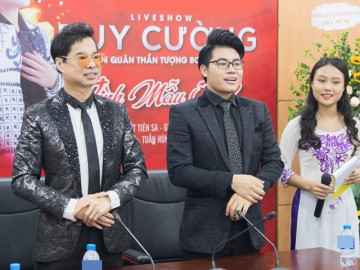 Quán quân Thần tượng Bolero Duy Cường không chỉ có cha nuôi Ngọc Sơn mà còn có 3 mẹ nuôi