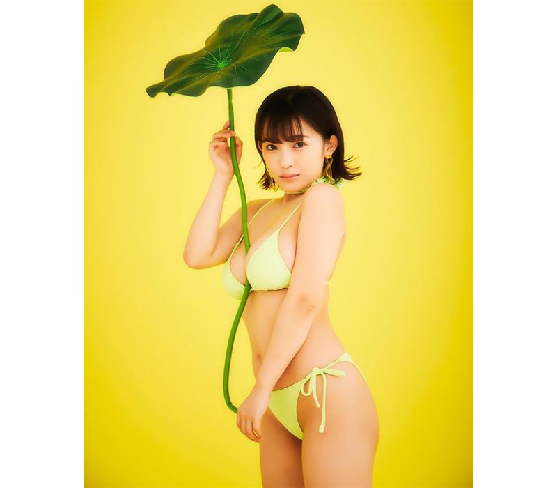 Nhiều người cho rằng vòng 1 'khủng' của Amaki là sản phẩm của photoshop, nhưng trên thực tế, khuôn ngực của cô nàng là hoàn toàn tự nhiên.
