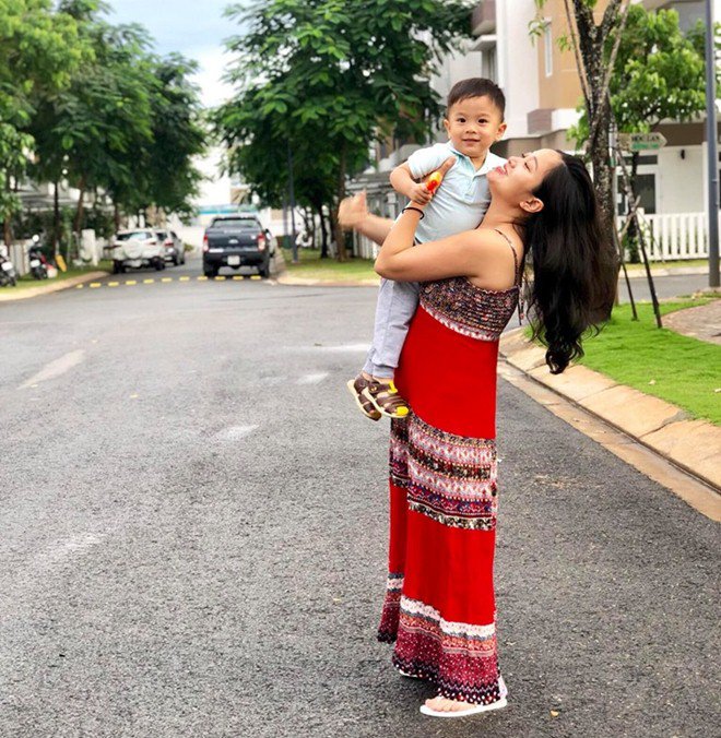 Sợ con lớn ganh tị khi có em, bà xã Quốc Cơ sớm làm điều này cho bé - 3