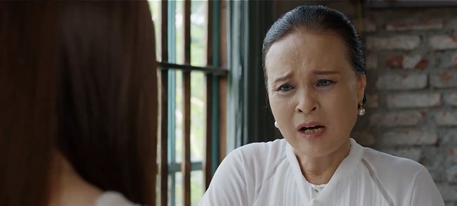 Cảnh amp;#34;đắng lòngamp;#34; của Hoa Hồng Trên Ngực Trái: Khuê amp;#34;xuống nướcamp;#34;, cho chồng ngoại tình - 7