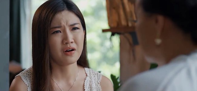 Bà mẹ có con ngoại tình trong Hoa Hồng Trên Ngực Trái: amp;#34;Đêm ngủ mày có nhắm mắt được không?amp;#34; - 2