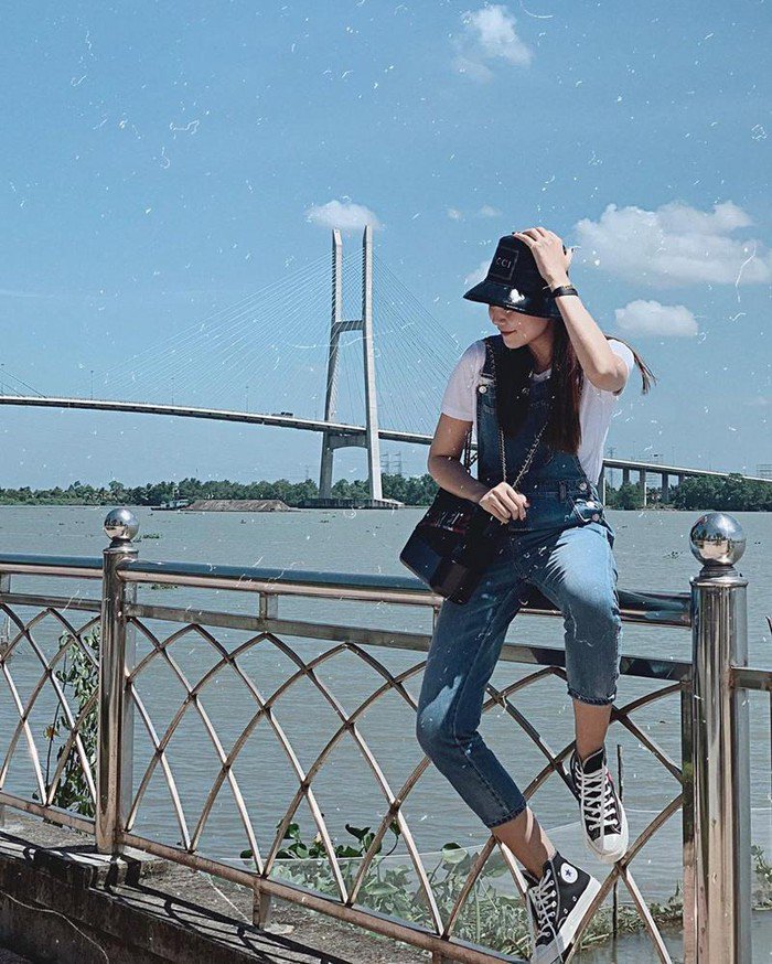 Có 1 loại trang phục Mỹ Tâm, Lan Khuê đều mê, diện kiểu nào cũng trẻ thêm vài tuổi - 4