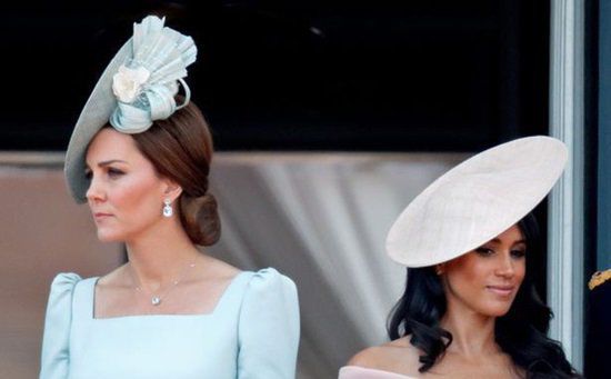 Ngôi sao 24/7: Chỉ để Harper làm điều này, Victoria bị cư dân mạng mắng chửi thậm tệ - 4