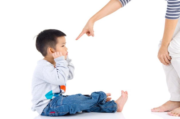 Thay vì la mắng trẻ, đây là những việc mẹ nên làm khi tức giận! - 2