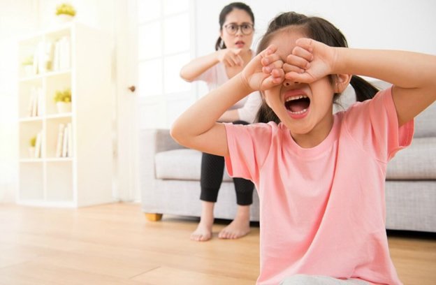 Thay vì la mắng trẻ, đây là những việc mẹ nên làm khi tức giận! - 1
