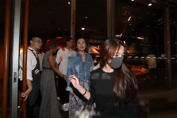 Từng coi nhau như kẻ thù nhưng giờ Selina (S.H.E) tươi cười gặp chồng cũ vì lý do không ngờ - 6