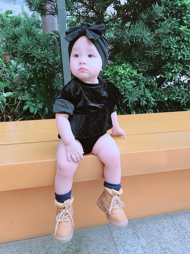 Bạn trai rũ bỏ khi mang bầu: Siêu mẫu bán xe nuôi con, Hotgirl lên chùa dưỡng thai - 11