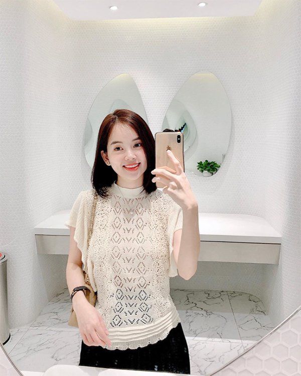 Bạn trai rũ bỏ khi mang bầu: Siêu mẫu bán xe nuôi con, Hotgirl lên chùa dưỡng thai - 2