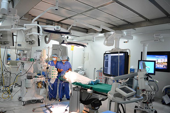 Cận cảnh Robot phẫu thuật hiện đại có mặt tại Việt Nam - 5