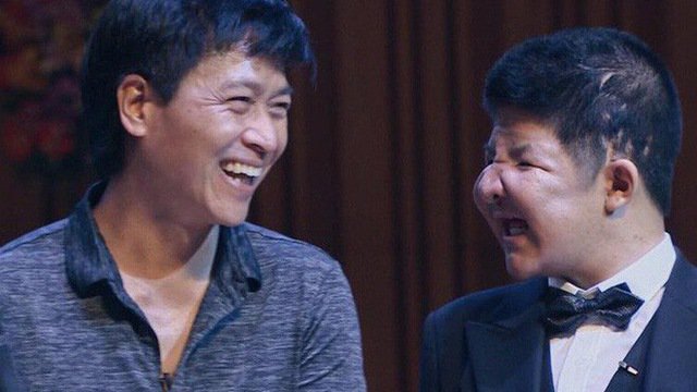 Cùng con chữa bệnh: Bố 5 con tiêu tốn 40 tỷ đồng, MC nổi tiếng khóc đến rạc người - 4