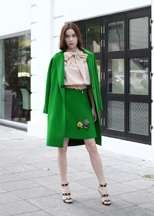 Dự đoán những gam màu, họa tiết thống trị xu hướng thời trang thu đông 2019 - 4