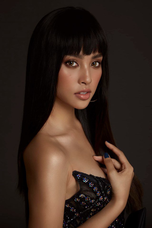 Lần đầu cắt tóc mái bằng, Tiểu Vy ghi điểm với phong cách gợi cảm, quyến rũ - 4