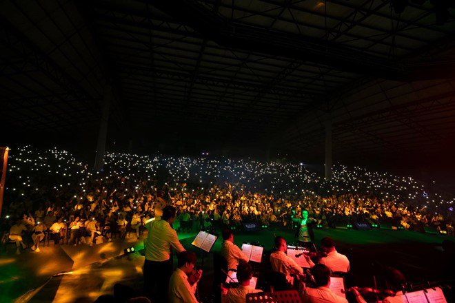 Nhìn lại liveshow amp;#34;Truyện ngắnamp;#34;, khán giả háo hức chờ 2 đêm diễn tiếp theo của Hà Anh Tuấn - 7