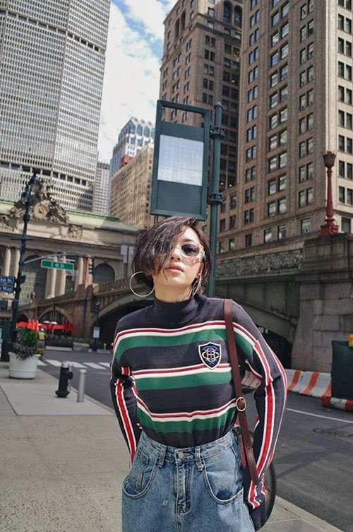 Công Trí và Châu Bùi cùng “đụng hàng” phụ kiện tại NYFW - 8