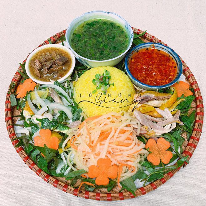 Mẹ đảm nổi tiếng gợi ý cách làm cơm gà kiểu Hội An siêu ngon cho cuối tuần - 1