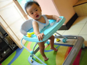 Sức khỏe - Từ vụ bé lún sọ vì xe tập đi, các tai nạn cha mẹ không lường từ loại xe này