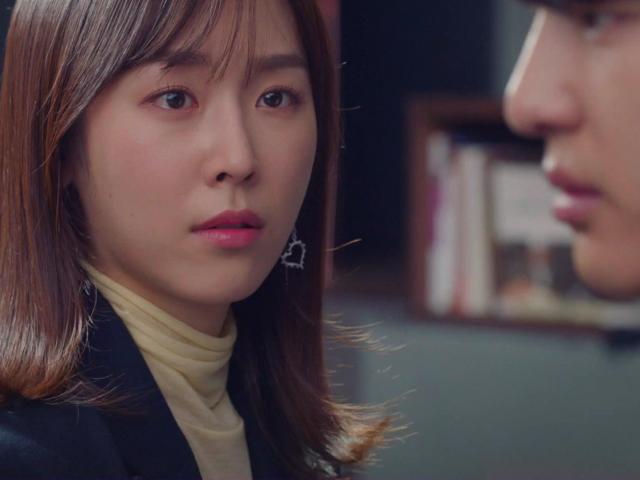 Mẹ chồng nằng nặc đòi tái hôn với trai trẻ 30, tôi đánh rơi cả mâm bát khi nhận ra là...