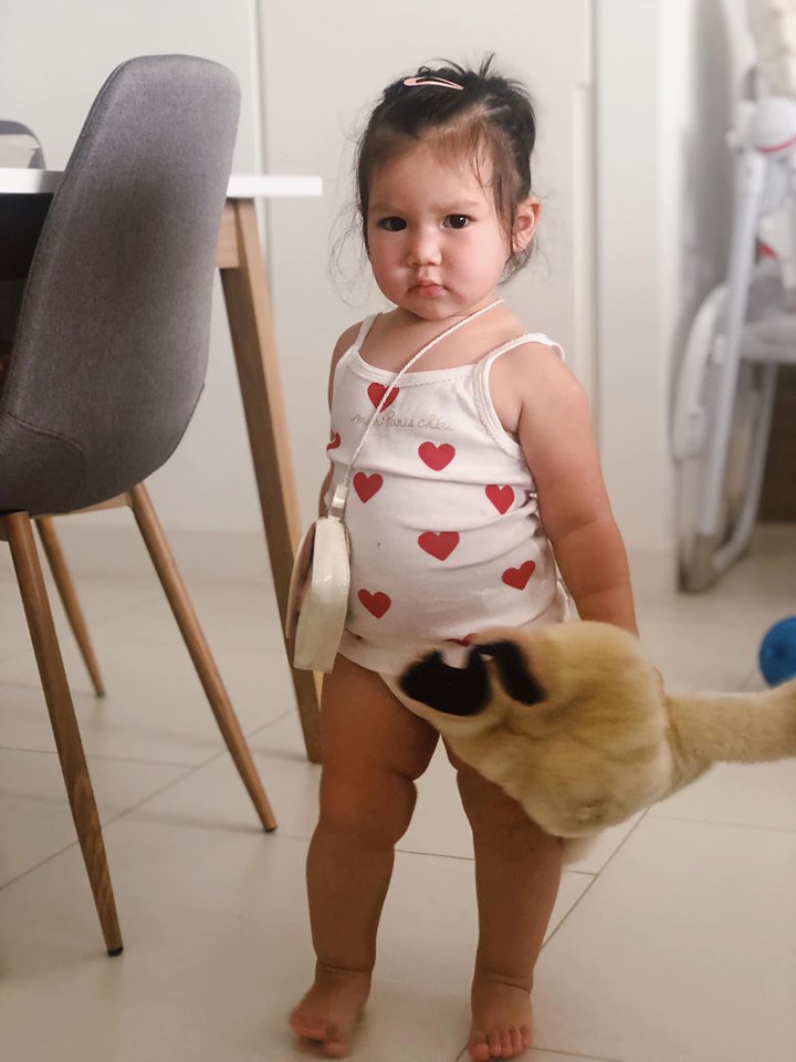 Có mẹ là siêu mẫu, con gái Hà Anh sướng đủ đường, 15 tháng cao to như bé 3 tuổi - 7
