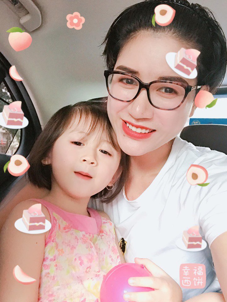 Giúp việc chăm con cho mỹ nhân Việt: Người đè thú bông kín người bé, người lương trăm triệu/tháng - 4