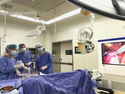 Sức khỏe - Cặp vợ chồng cùng bị ung thư đại tràng, người vợ khóc lóc nói "tất cả là do tôi"