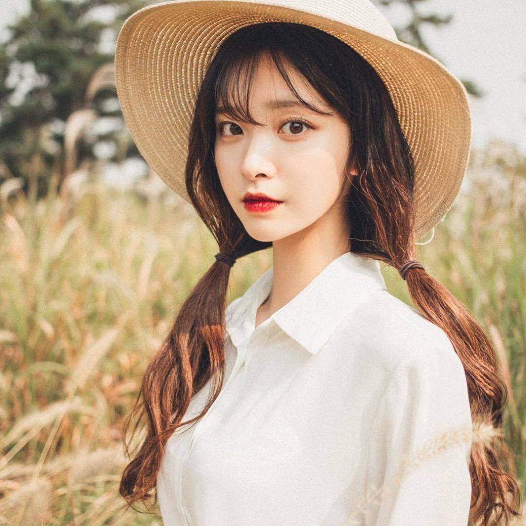 Quá tay son phấn, Angela Phương Trinh gây hoảng vì gương mặt “vừa già vừa đơ” - 12
