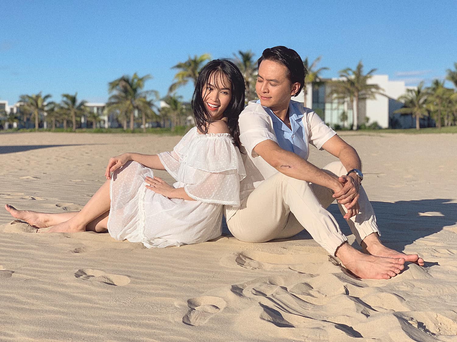 van anh - tu vi: cap bo me tre so huu phong cach dien do doi "chap" moi mau sac - 9