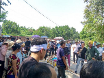 Tin tức đường phố: Xót xa đại tang 3 mẹ con trong căn nhà mới xây sau vụ tai nạn