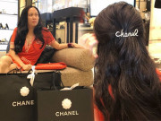 Thời trang - Chiến tích mua sắm của Phượng Chanel: váy áo vài trăm triệu, đến kẹp tóc bé xíu cũng 20 "củ"