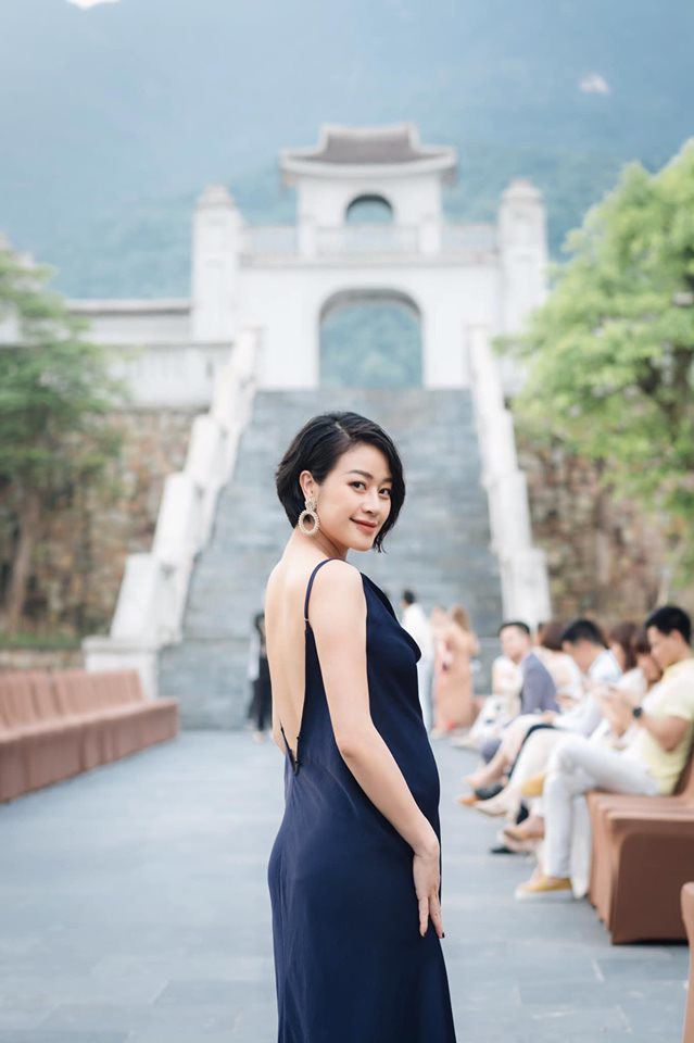 MC Phí Linh mang bầu 7 tháng, tiết lộ sẽ đi xin đồ cũ cho con - 6