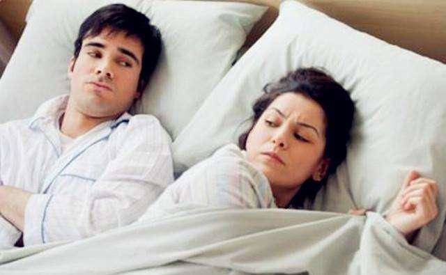 Chồng amp;#34;quan hệamp;#34; kiểu này rất hại tử cung vợ, mỗi lần gần gũi thêm nguy cơ vô sinh - 1