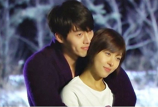 bat qua tang ban gai len giuong cung trai la, toi keo vay cho em roi khep cua ra ve - 1