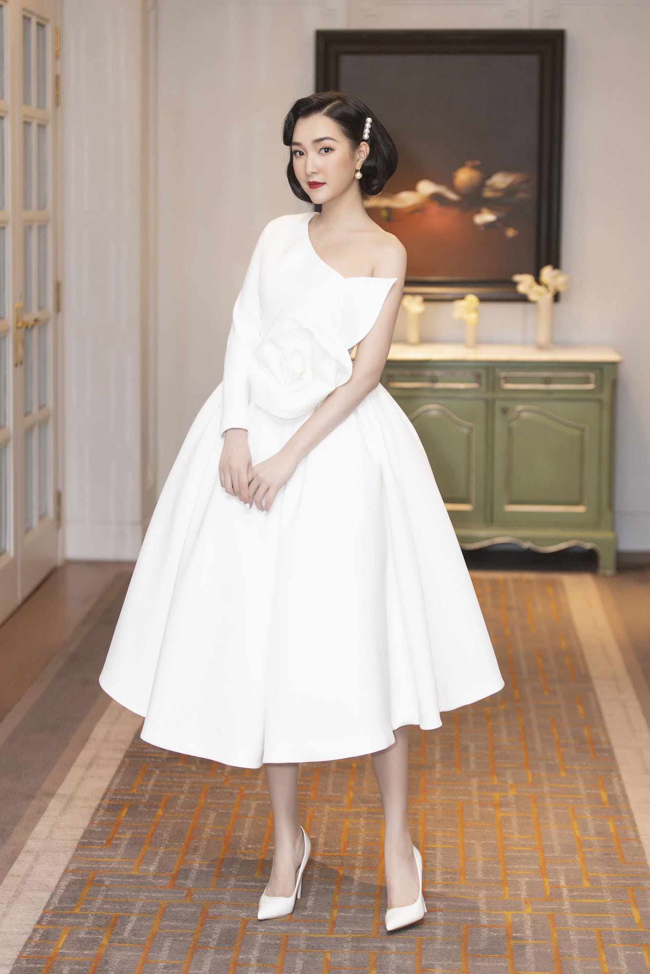 Dàn mỹ nhân Việt xúng xính váy áo lộng lẫy tại tiệc kỷ niệm 25 năm ngày cưới của Diễm My - 13