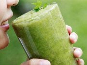 Sức khỏe - Đây là 6 nhóm người được khuyến cáo tuyệt đối không uống nước ép cần tây