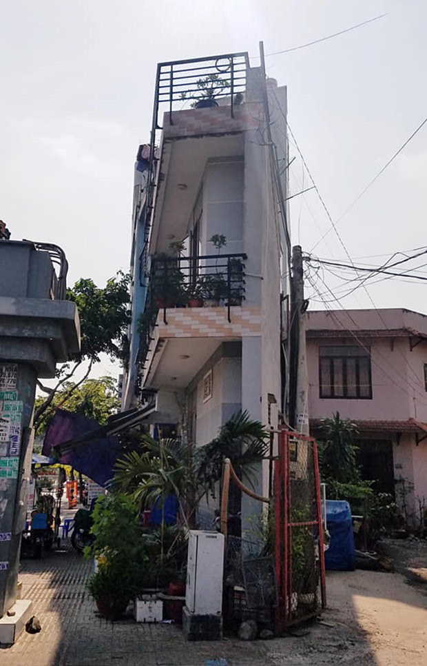Những tòa nhà kỳ dị nhất thế giới, ngôi nhà ở Việt Nam khiến thế giới amp;#34;khóc thétamp;#34; - 12