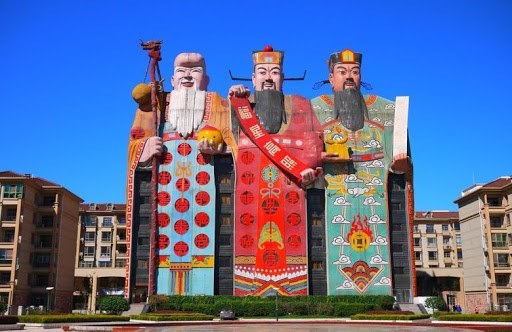 Những tòa nhà kỳ dị nhất thế giới, ngôi nhà ở Việt Nam khiến thế giới amp;#34;khóc thétamp;#34; - 1