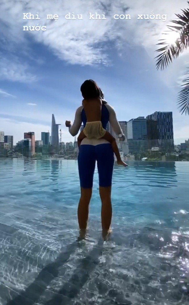 Sao Việt 24h: Chân dung cô bé được Hoa hậu Hamp;#39;Hen Niê coi như con ruột - 1