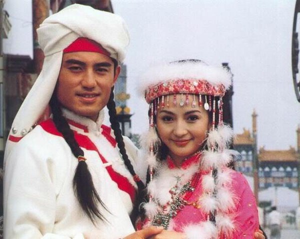 tung la nguoi dan ong si tinh nhat hoan chau, tai tu nay gio u50 van chua vo - 5