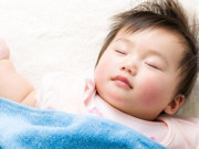 Làm mẹ - Những biểu hiện khi ngủ chứng tỏ bé thông minh hơn người