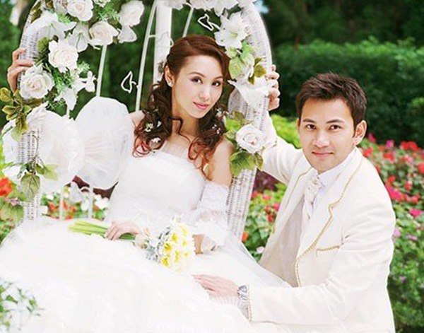 Ngôi sao 24/7: Mỹ nữ gốc Việt đẹp nhất Châu Á lên chùa cầu con vì mẹ chồng amp;#34;khátamp;#34; cháu - 6