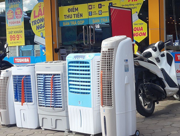Quạt điều hòa bán “đạt đỉnh” ngày nắng nóng, khi sử dụng cần phải lưu ý điều gì? - 4