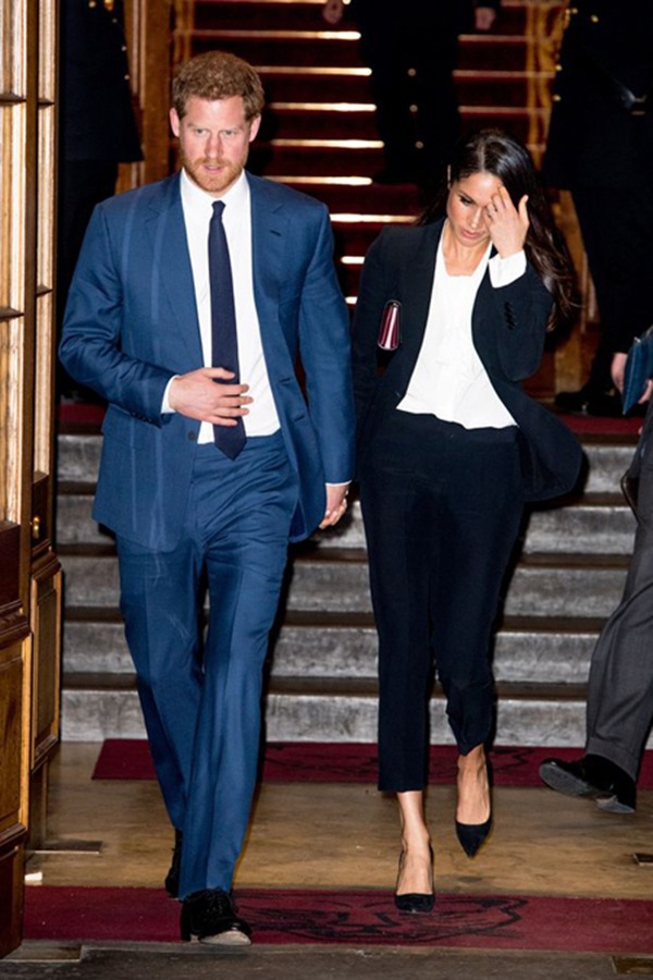 Luôn đứng thứ 2 sau chị dâu Công nương Kate, Meghan nhạy cảm vì không được tôn trọng - 3