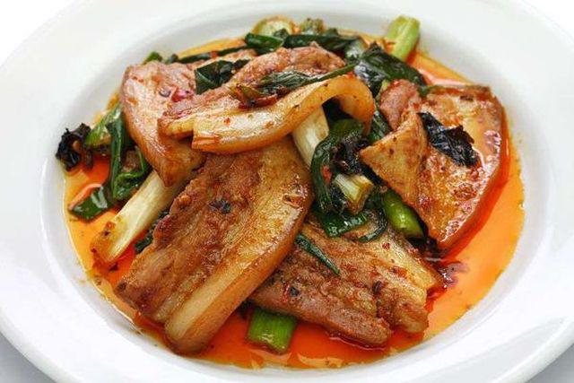 4 loại thực phẩm màu trắng càng ăn càng hỏng gan, riêng 2 món này lại cực kỳ có lợi - 1