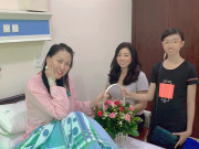 Giải trí - Sao Việt 24h: Phi Thanh Vân tạo dáng trên giường bệnh sau khi nhập viện cấp cứu