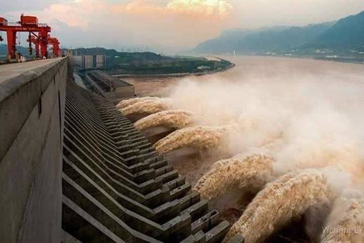 Vì sao sau khi xây xong đập Tam Hiệp, Trung Quốc phải thả vào 10.000 con cá? - 1