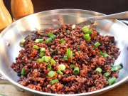 Sức khỏe - Mẹ chọn chữa ung thư cho con bằng thực dưỡng nhai gạo sống, bé gái 30 tháng tuổi tử vong