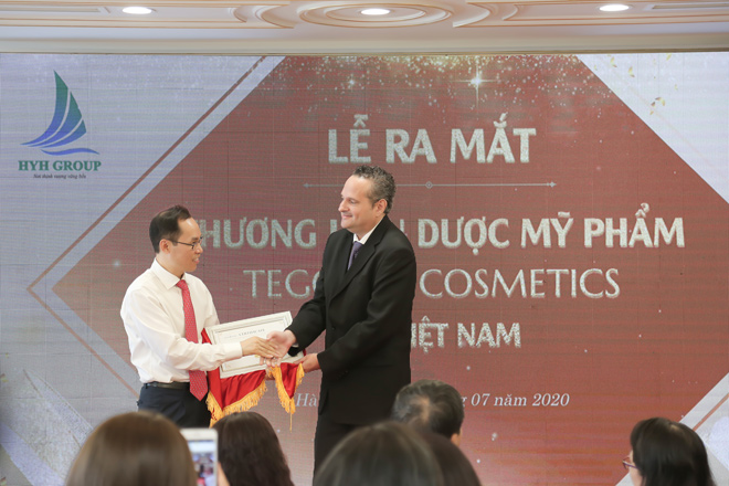 Chuyên gia thẩm mỹ hàng đầu cùng các Sao nổi tiếng có mặt tại VTM Quốc tế Dr.Han